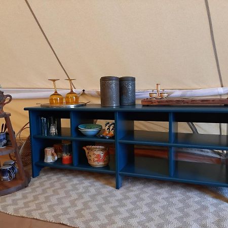 Glamping De Vrije Wind, Tentverhuur Houwerzijl Kültér fotó